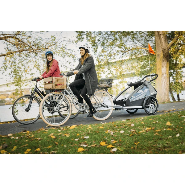 CROOZER Kid Vaaya 1 Blossom Red Kinderfietskar Inclusief Beschermbak Voor De Voetenruimte - Image 2